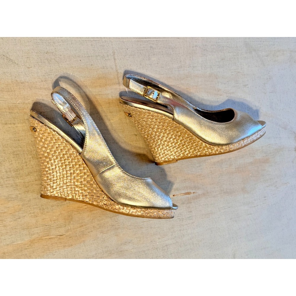 Lilly Pulitzer Kristin Wedge 8.5 Sandals Gold Metallic Leather Slingback OpenToe - Picture 7 of 15